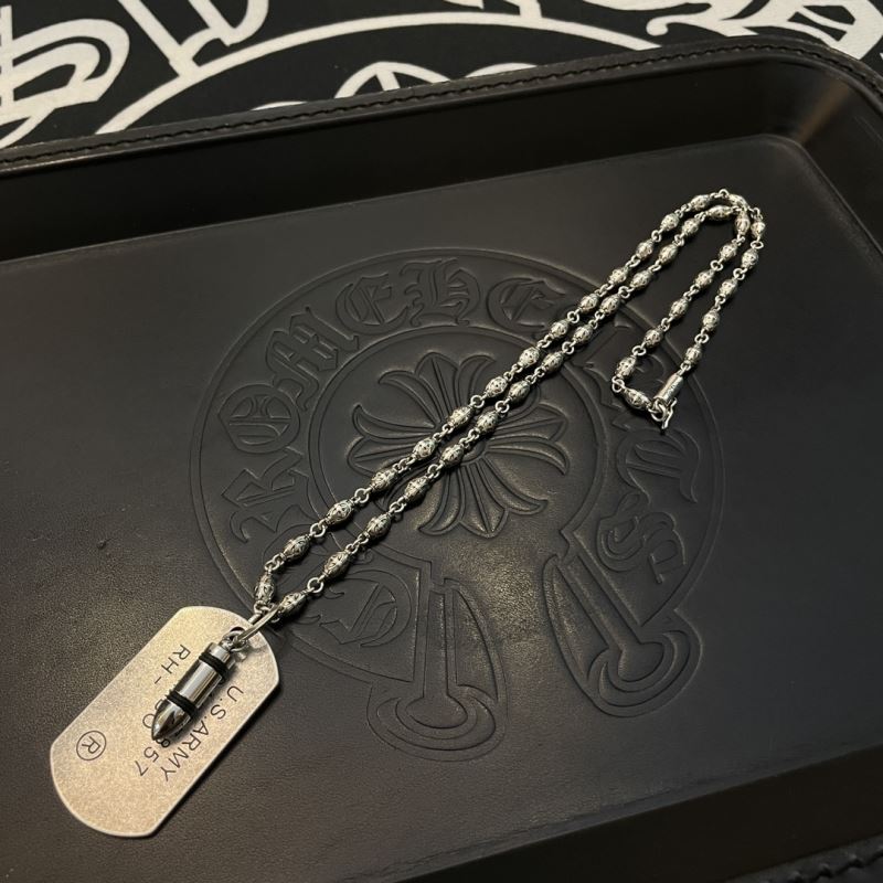 Ch*0me He**ts necklaces